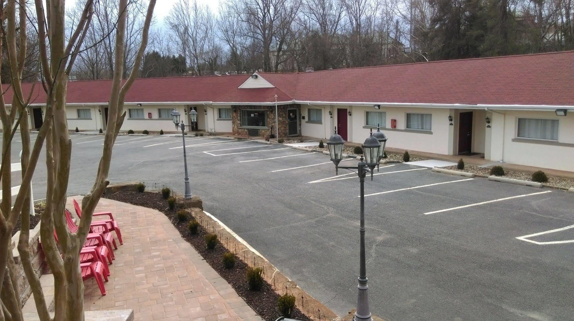 Amherst Inn - Virginia Esterno foto